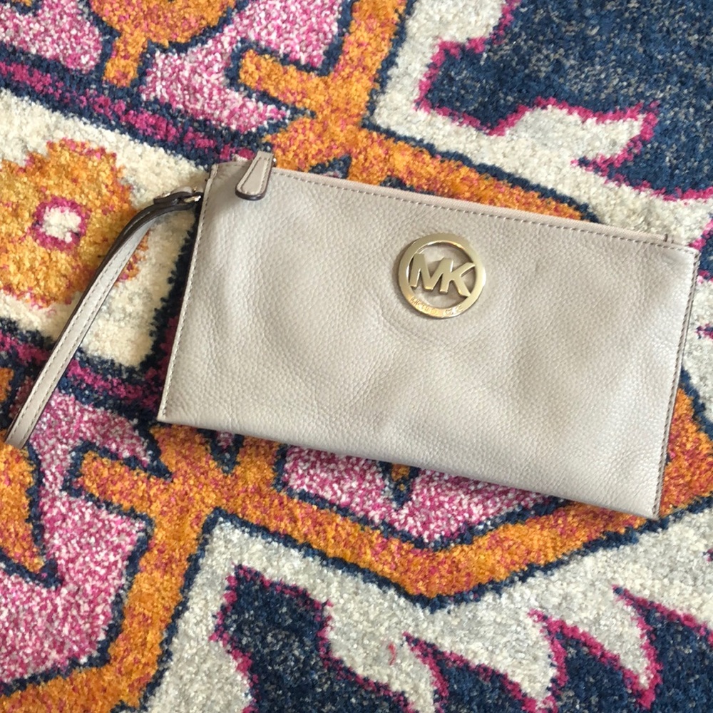 Michael Kors Wristlet